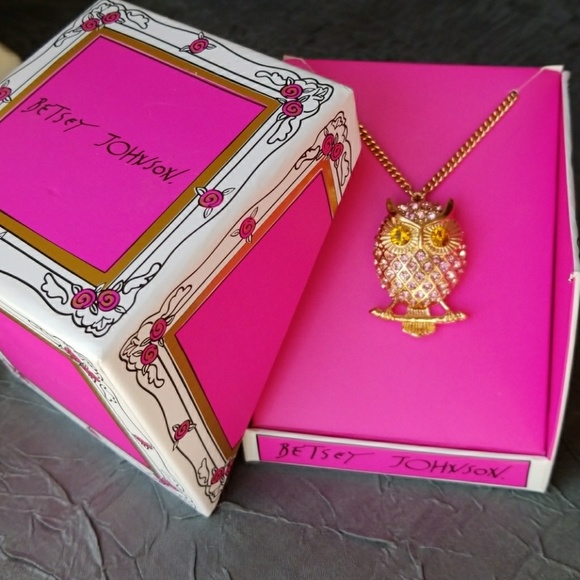 Betsey Johnson Pave` Owl Necklace Pink Gold Tone - Picture 3 of 8